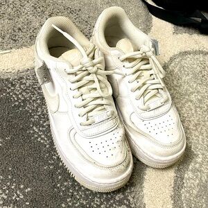 Air Force 1 shadow white sneakers